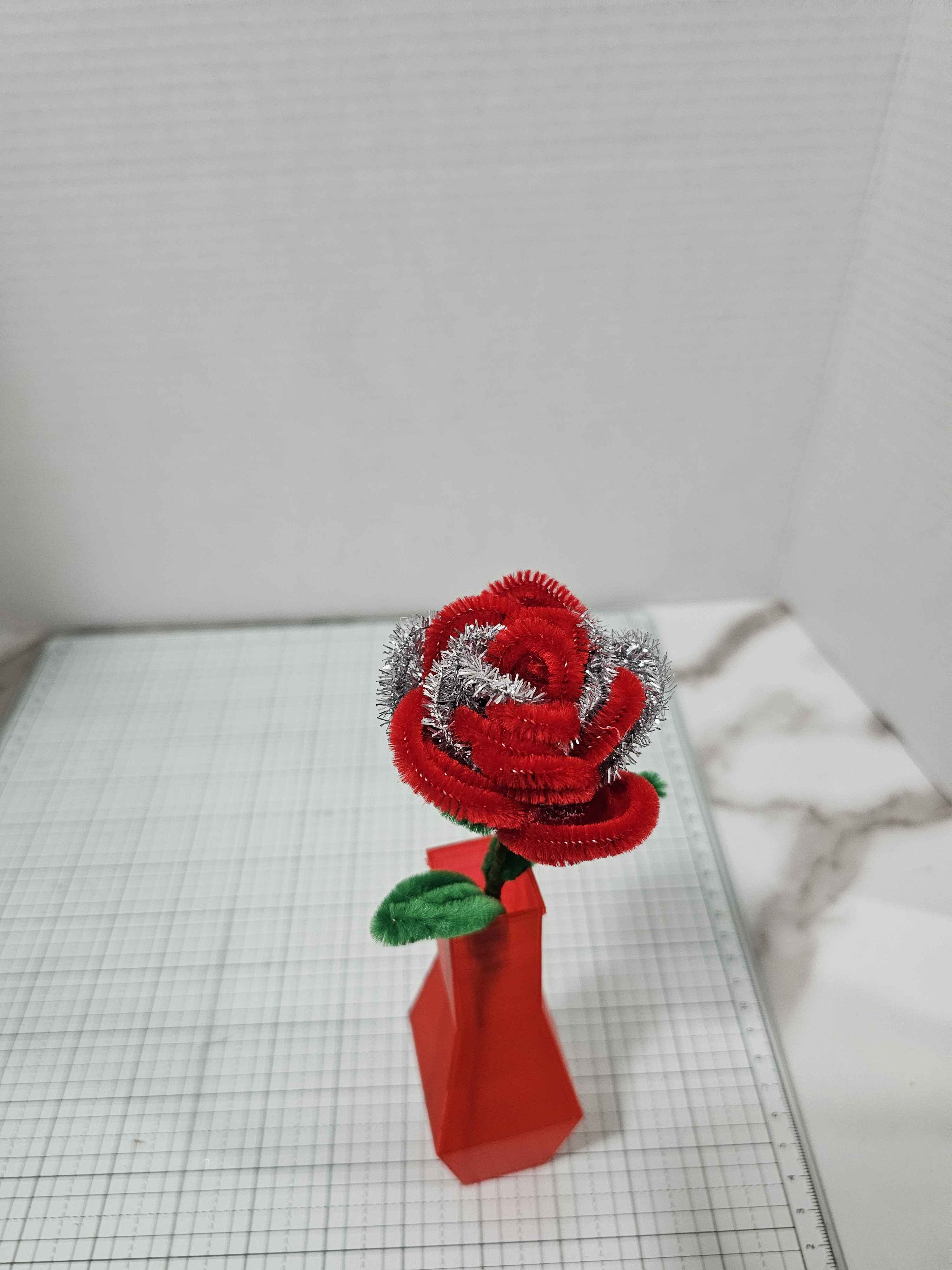 Rose - Pipe Cleaner